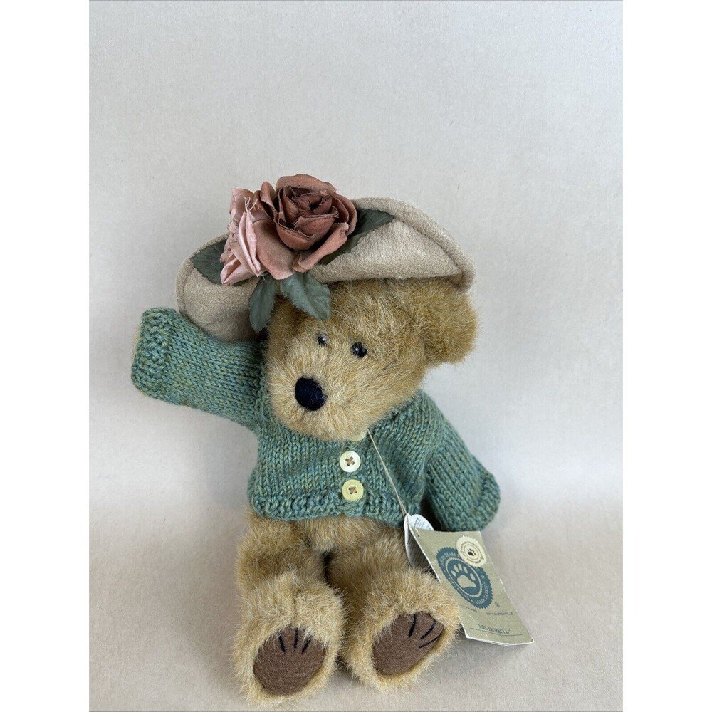 VTG 1999 20th Boyd’s Bears MRS. TRUMBULL 91833 Plush 10” w/Tag Green‎ Sweater